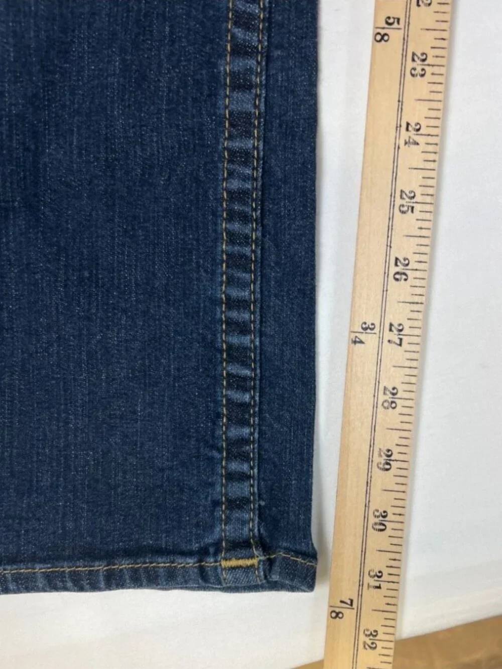 Vintage True Religion Women’s Size 25 Straight Leg Jeans Dark Wash Made in USA - Picture 8 of 10